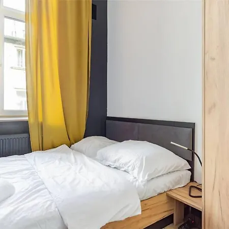 Apartment Jaracza 6 B